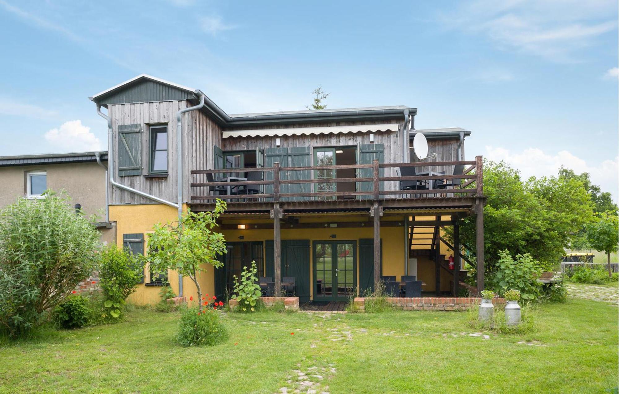 Lovely Home In Am Salzhaff With Kitchen Pepelow Buitenkant foto